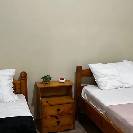 Sellas Retreat * Patras