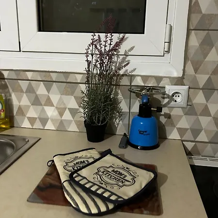 Sellas Retreat Lägenhet *