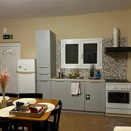 Sellas Retreat Patras